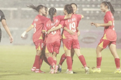 U17 nữ Kyrgyzstan thắng không tưởng, U17 nữ Việt Nam khởi đầu thuận lợi